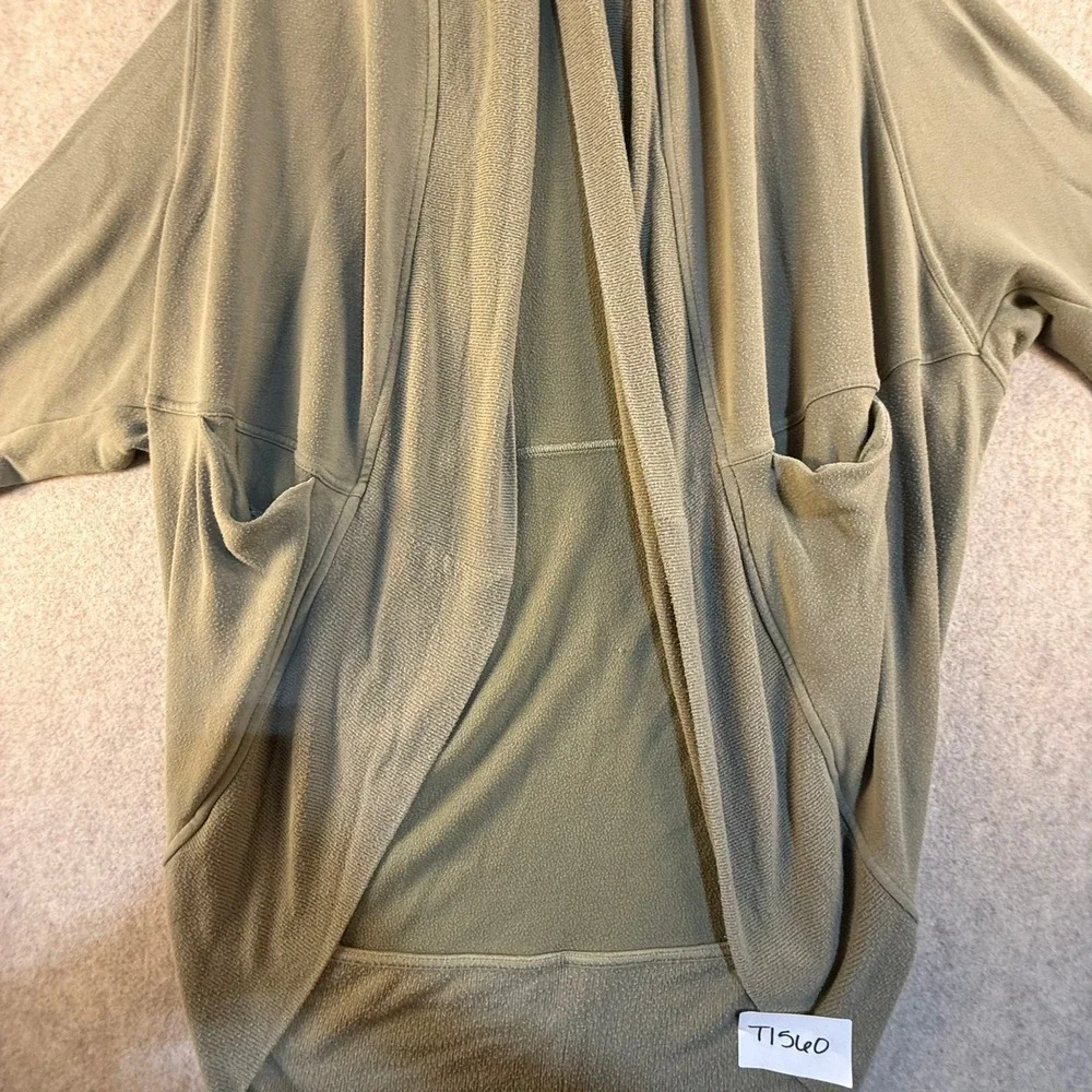 Athleta pranayama wrap